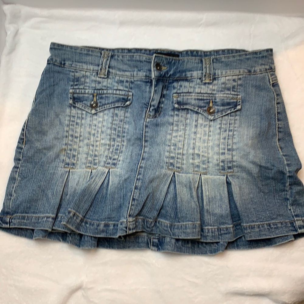 torrid Blue Denim Pleated Mini Skirt - Picture 1 of 6